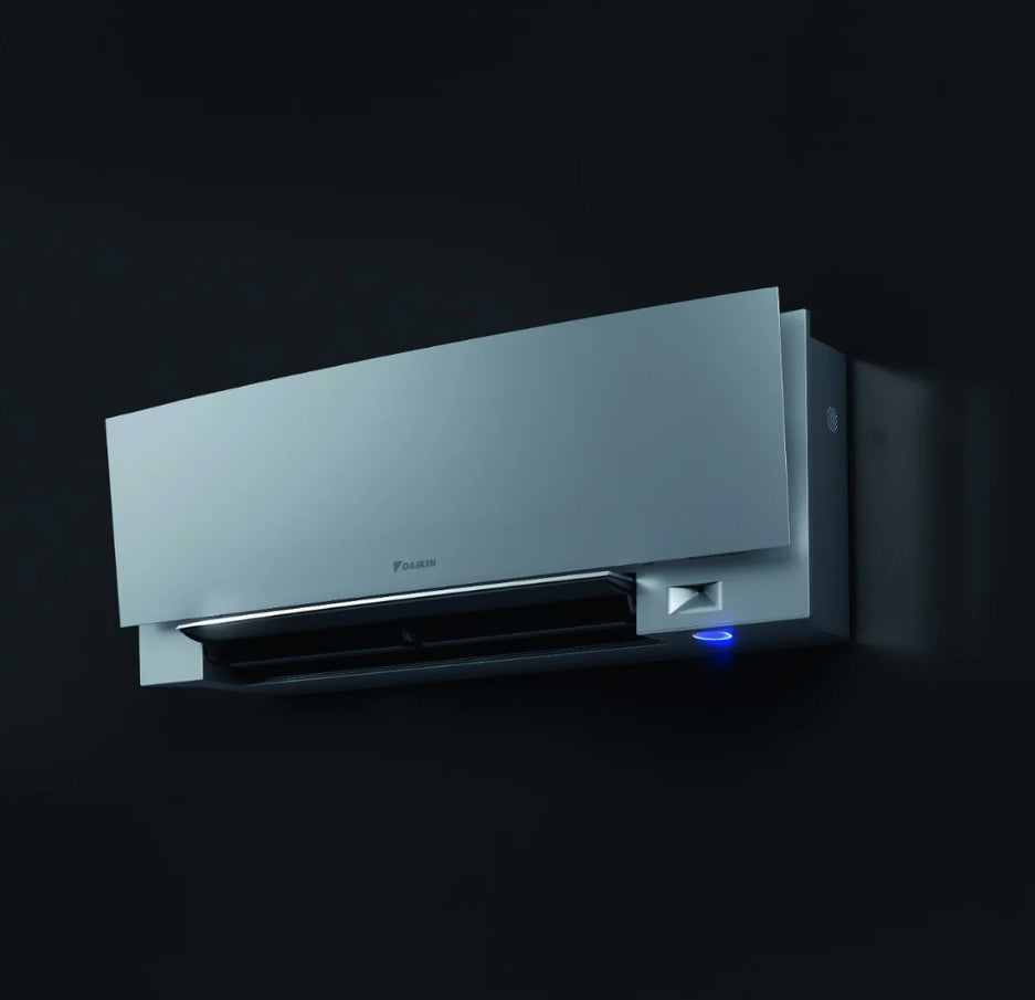 Condizionatore Climatizzatore Trial Daikin inverter Emura Silver Wi-Fi R-32 Bluevolution 7000+7000+7000 BTU 3MXM40N/A