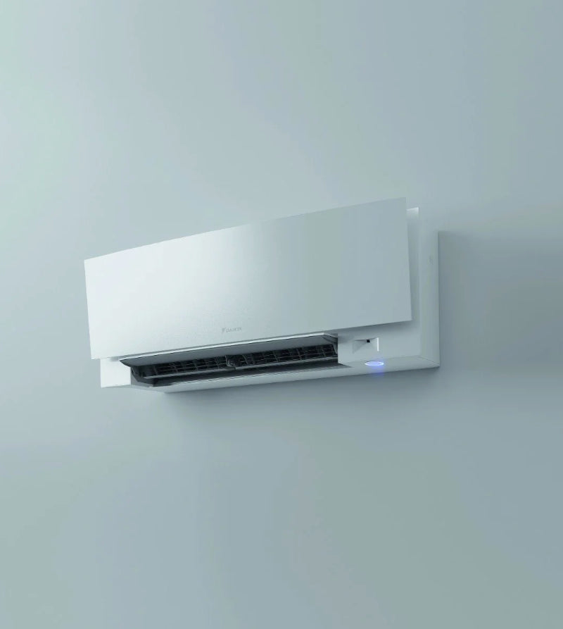 Condizionatore Climatizzatore Trial Daikin inverter Emura White Wi-Fi R-32 Bluevolution 12000+12000+12000 BTU 3MXM68N/A