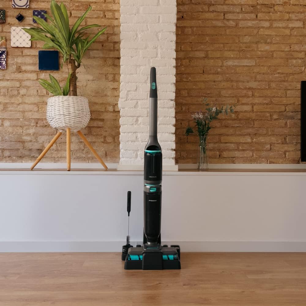 Lavapavimenti 2in1 Senza Filo Cecotec FreeGo Wash&Vacuum 250W 700ml Nero