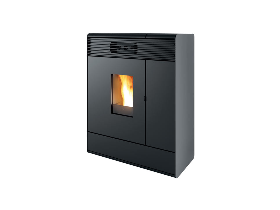 Termostufa a Pellet Slim MCZ Aki Hydromatic 24 R Maestro Plus Da 24 Kw Vari Colori