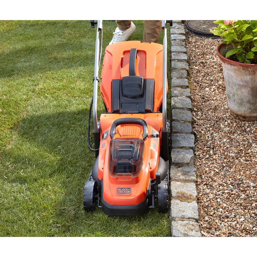 TOSAERBA A BATTERIA B+D LITIO 2X18V 2,5Ah BCMW3318L2-QW