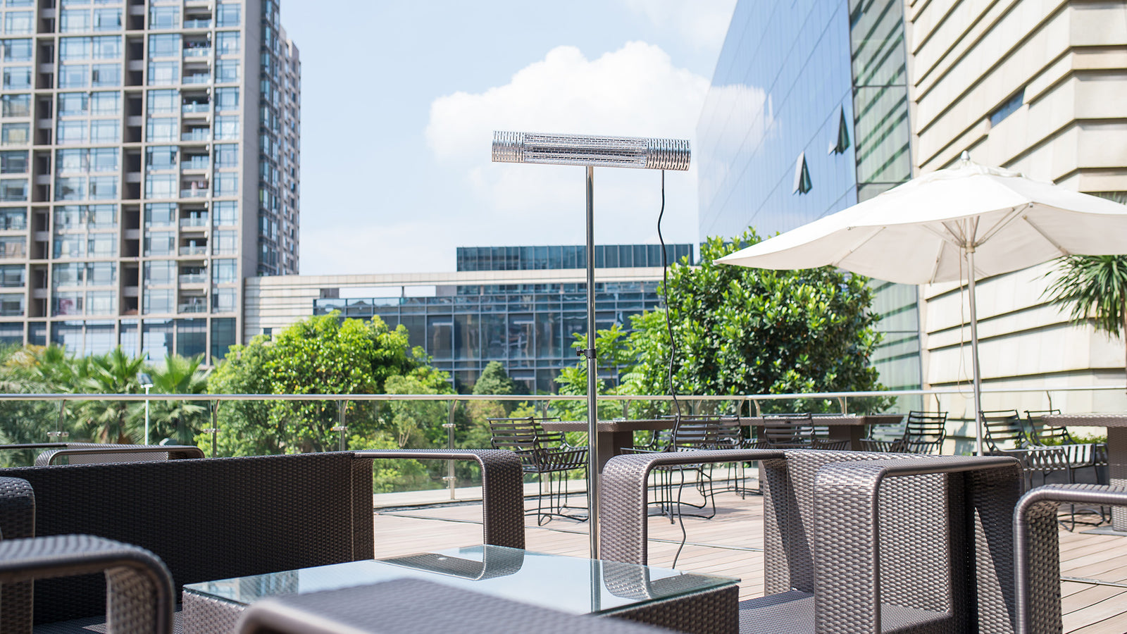 TECNO AIR SYSTEM Ruby Patio RFC-2000 Floor-Standing Infrared Heater - Silver - Outdoor