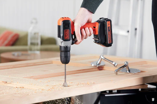 Trapano Avvitatore a Batteria Black+Decker Modello BCD001C1-QW 18V 1,5AH Con Luce Led