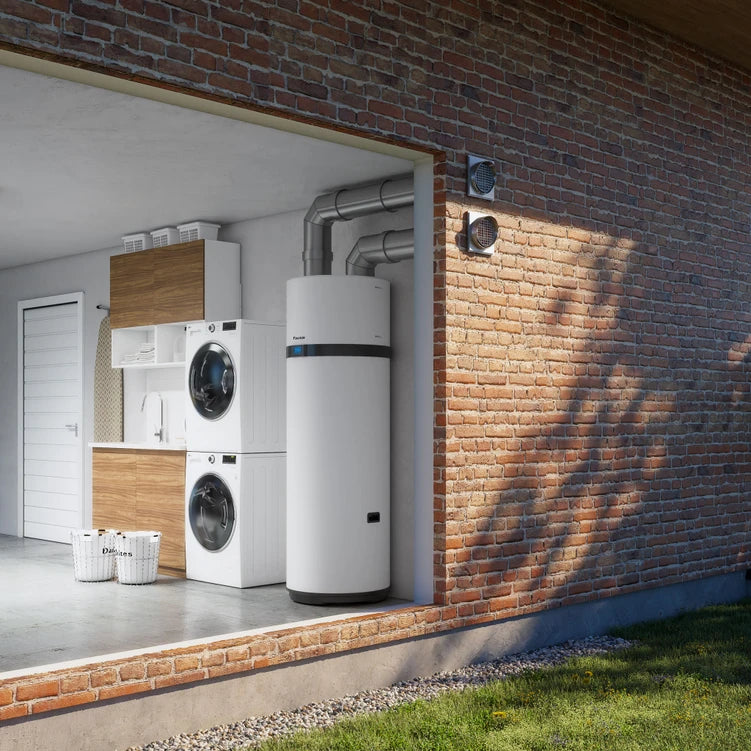 Scaldabagno a Pompa di Calore Monoblocco Daikin Modello Altherma M HW HW-DHW 260 Solar Litri