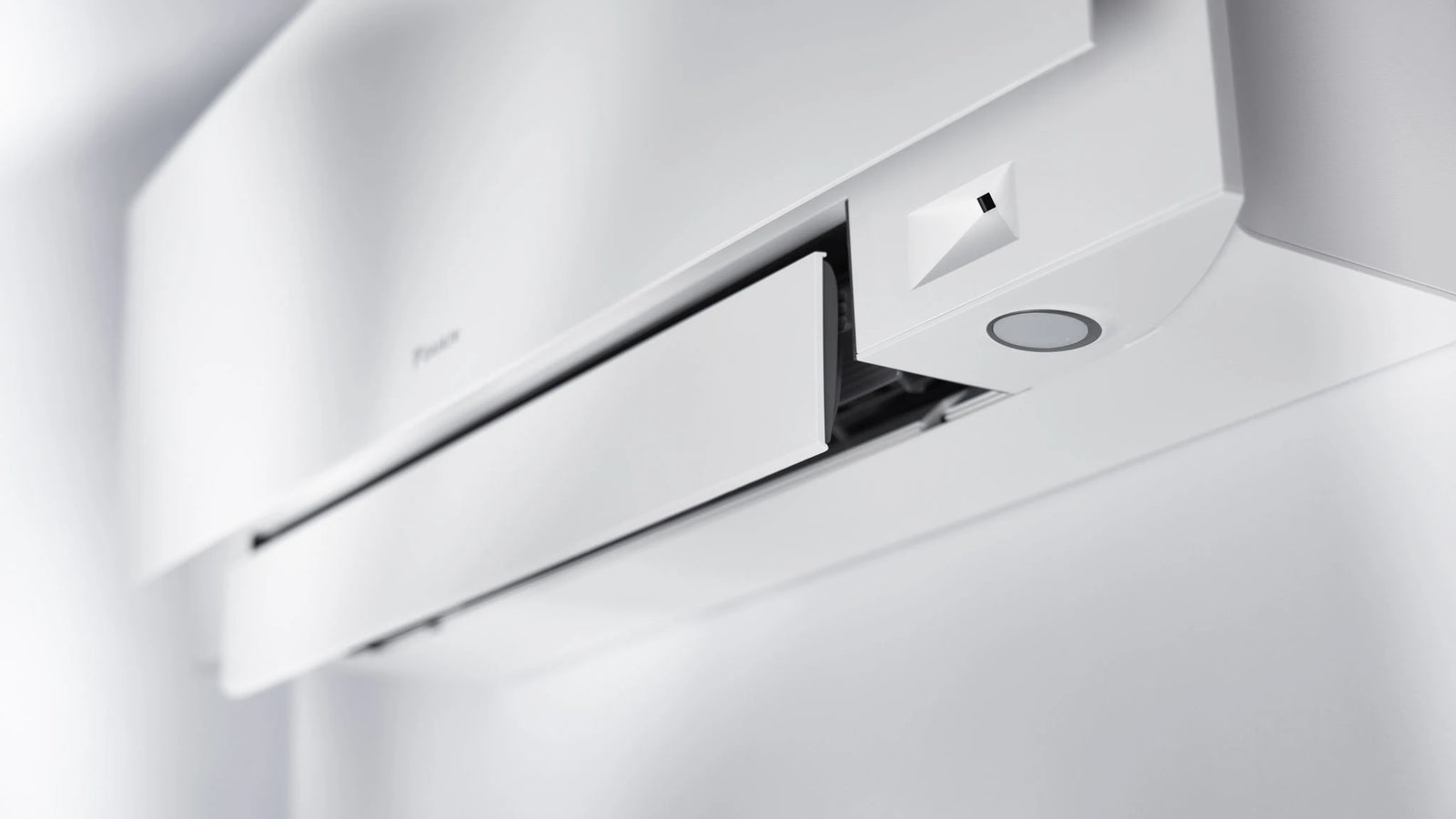 Daikin Emura White Wi-Fi FTXJ50AW9 R-32 Bluevolution 18,000 BTU Inverter Air Conditioner