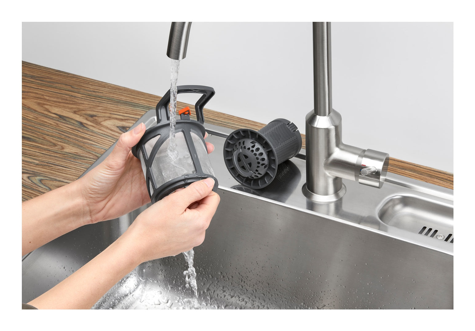 Lavastoviglie Da Incasso A Scomparsa Totale Electrolux Serie 600 SatelliteClean EES47311L 13 Coperti Classe D