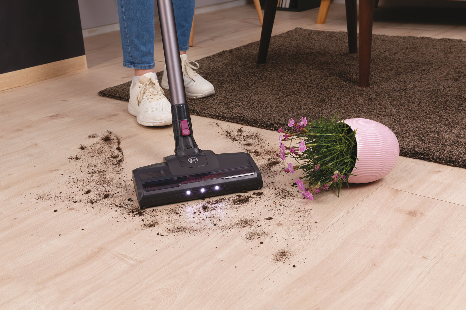 Scopa Elettrica Senza Filo Hoover HF110P 011 170W 0,9 Litri Magenta