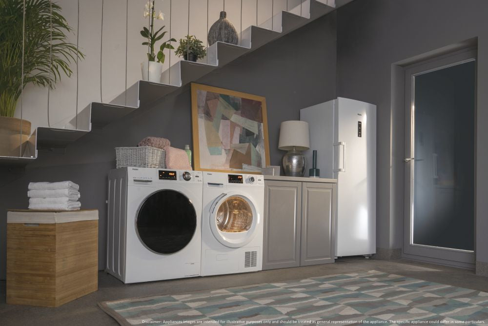 Lavatrice Libera Installazione Caricamento Frontale Haier Serie 636 HW70-B12636N 7 kg 1200 Giri/min Bianco